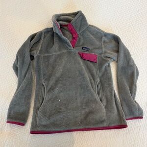 Vintage Gray Patagonia Fleece w/ Purple Accent - Pockets - Women’s S